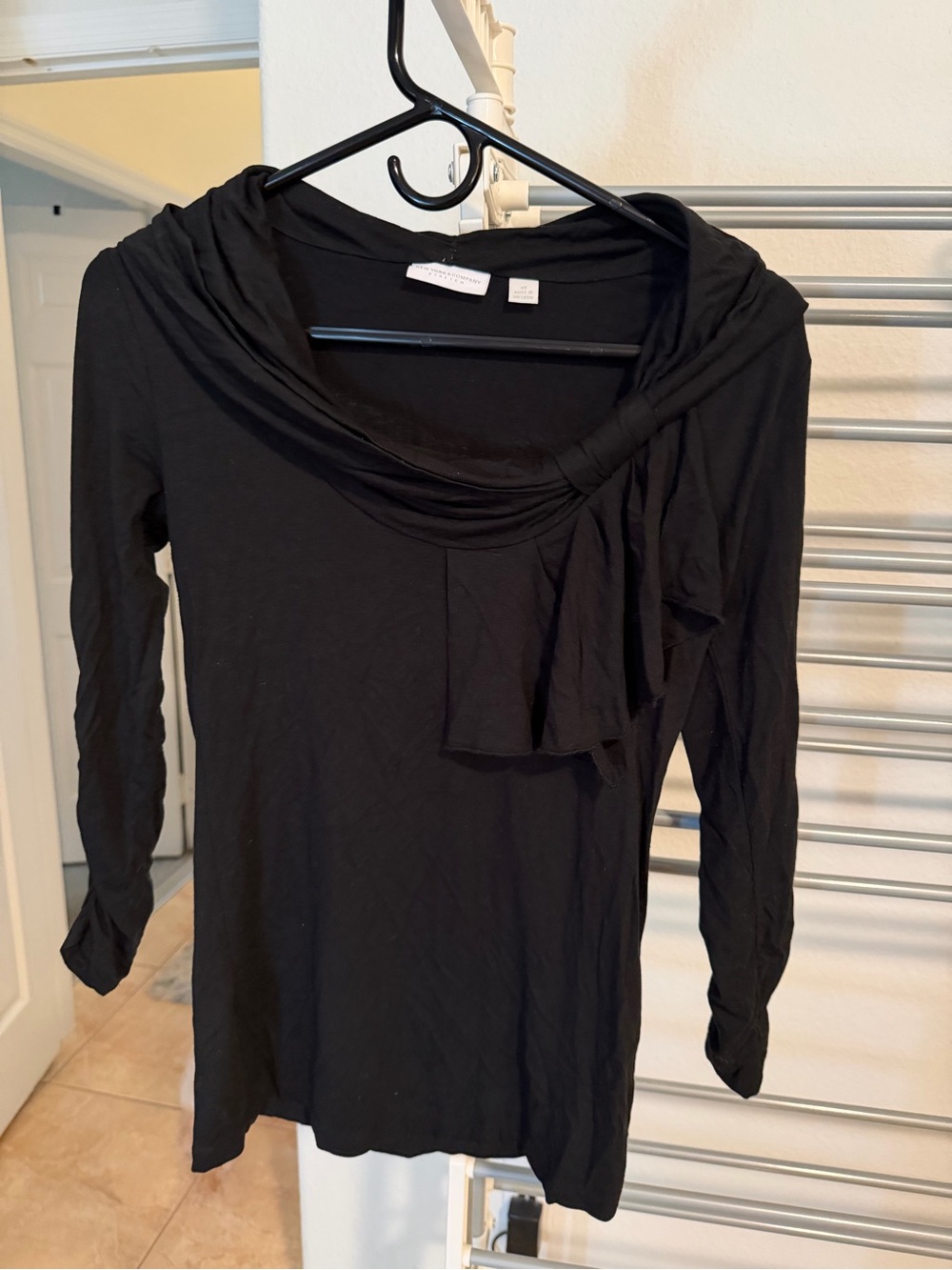 New York & Company Black Long-Sleeve Draped Scarf-Neck Top